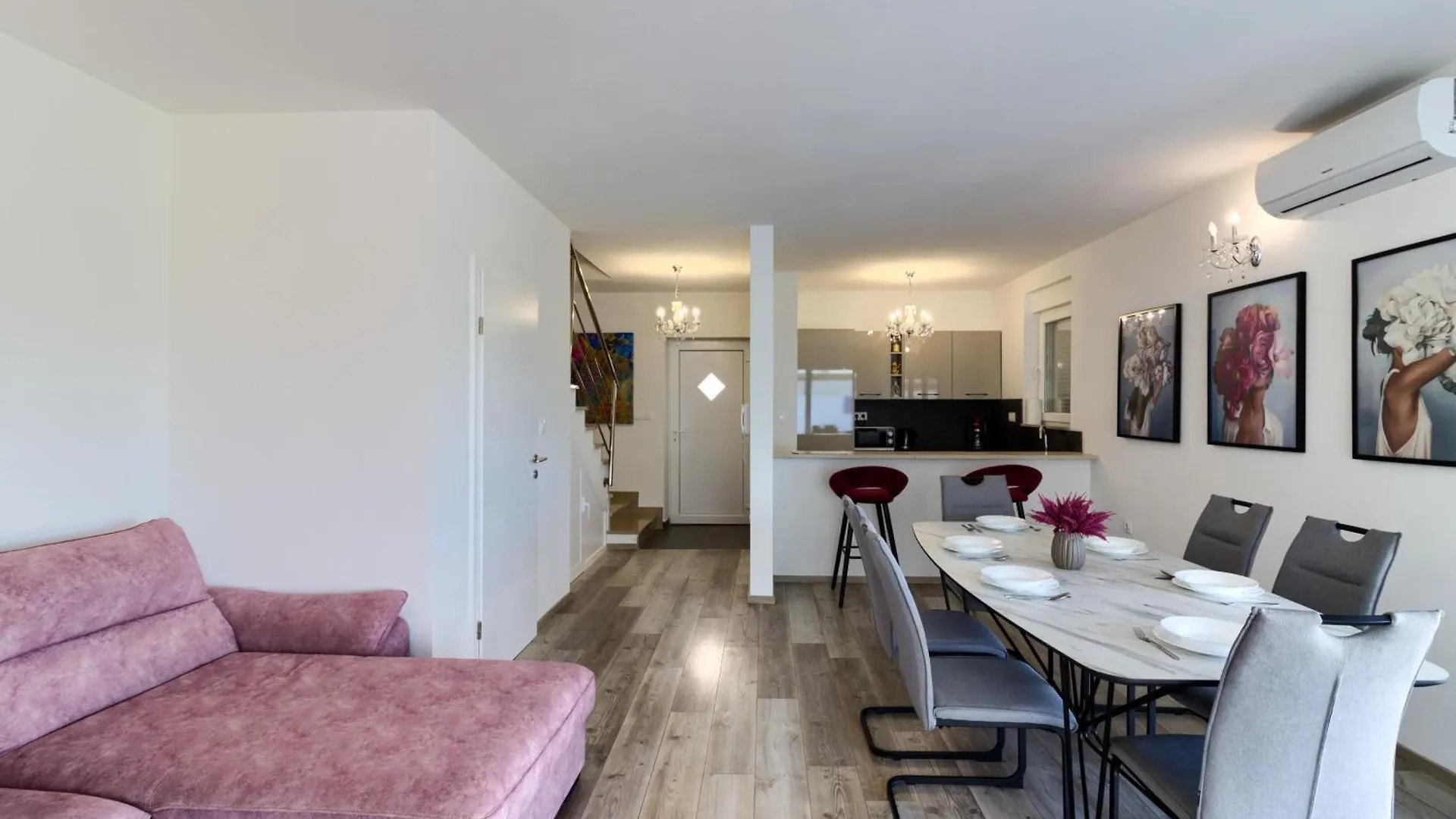 Villa Hana Medulin 0*,